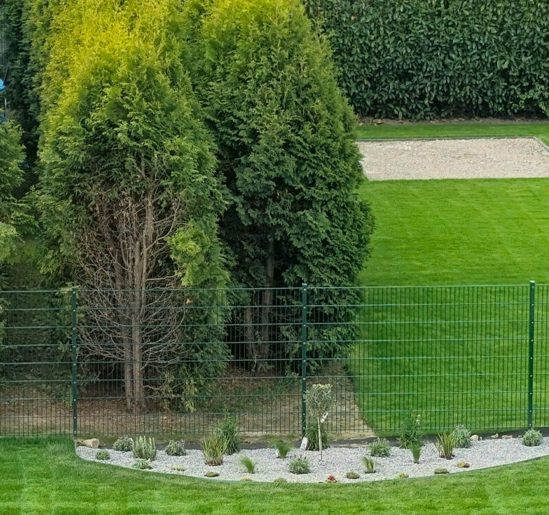 Sichtschutz und Zaunanlage als Teil der Gartengestaltung